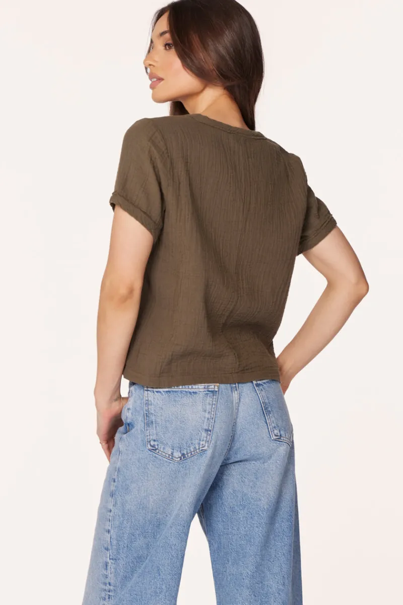 Tops*bobi Los Angeles BOXY CROP V-NECK TROOPS