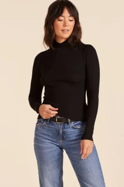 Tops*bobi Los Angeles CROSS FRONT TURTLENECK BLACK