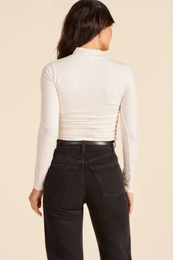 Tops*bobi Los Angeles MOCK NECK SHIRRED CROP TOP PARCHMENT