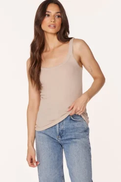 Tanks*bobi Los Angeles SCOOP NECK TANK SANDY